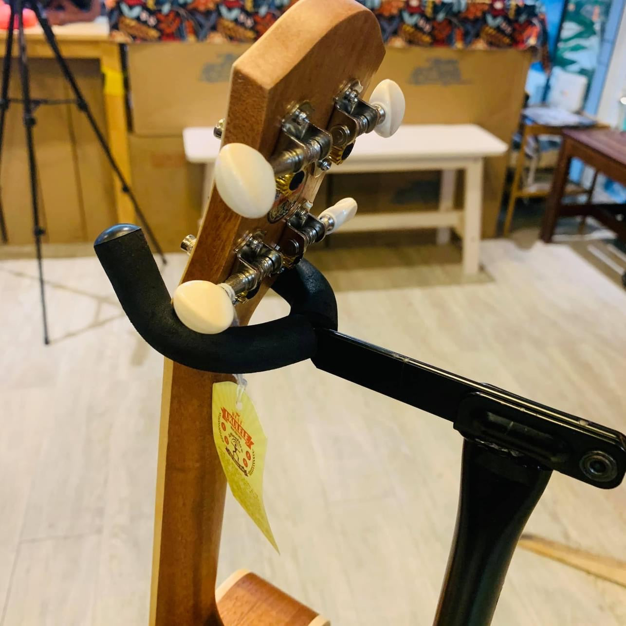 ลด 50% Ukulele Stand ขาตั้งแบบสูง Orcas