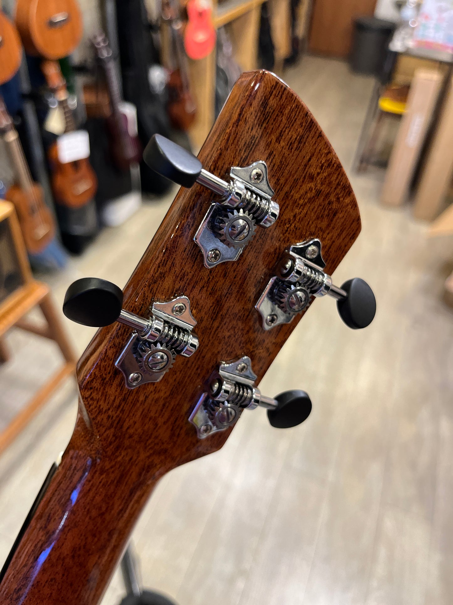 Pickapick All Solid Hawaiian Koa Concert