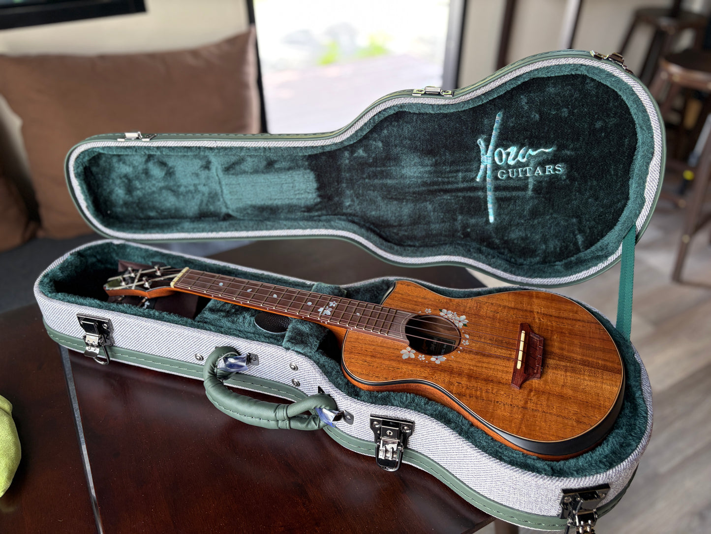Hozen Pacific Koa Tenor