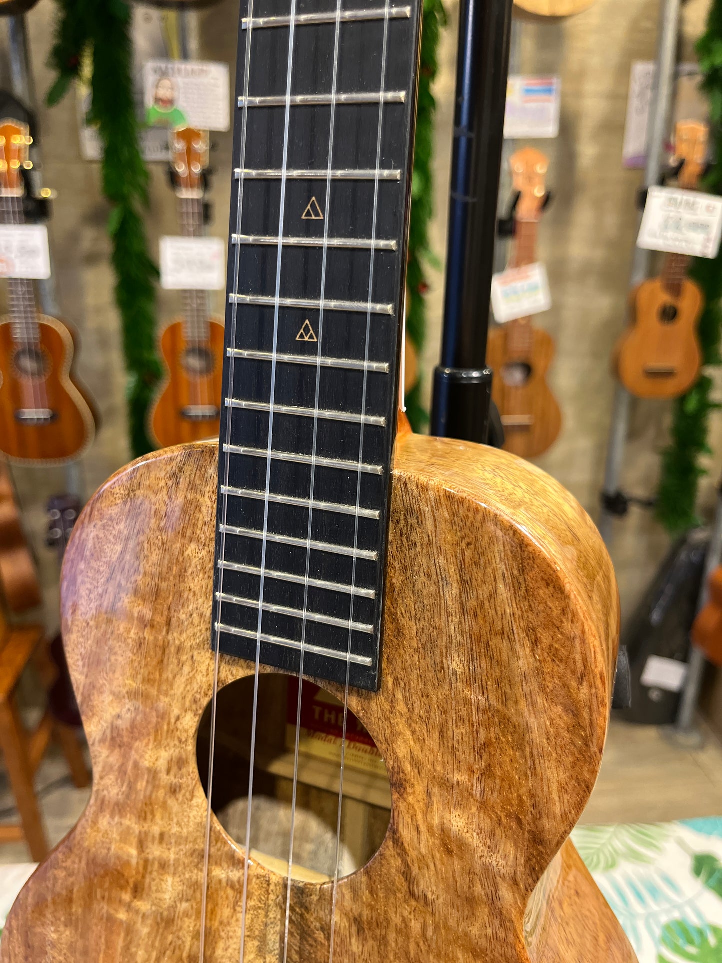 The Rebel Mango Tenor Gloss