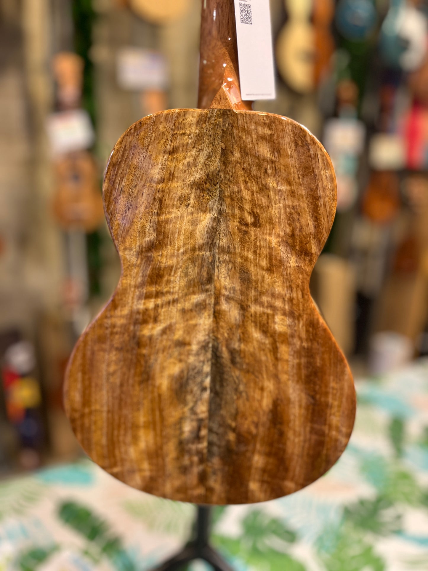 The Rebel Mango Tenor Gloss