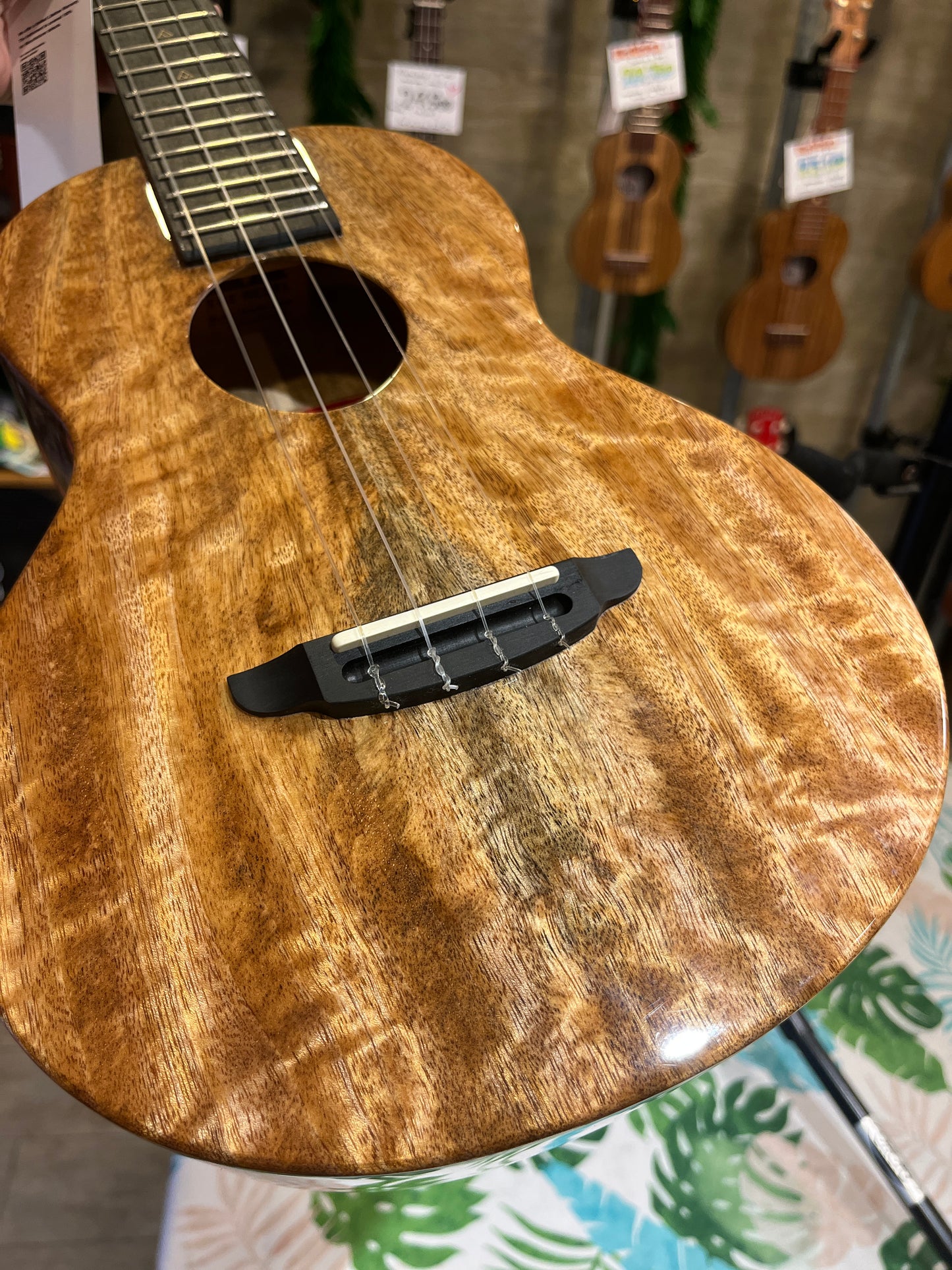 The Rebel Mango Tenor Gloss
