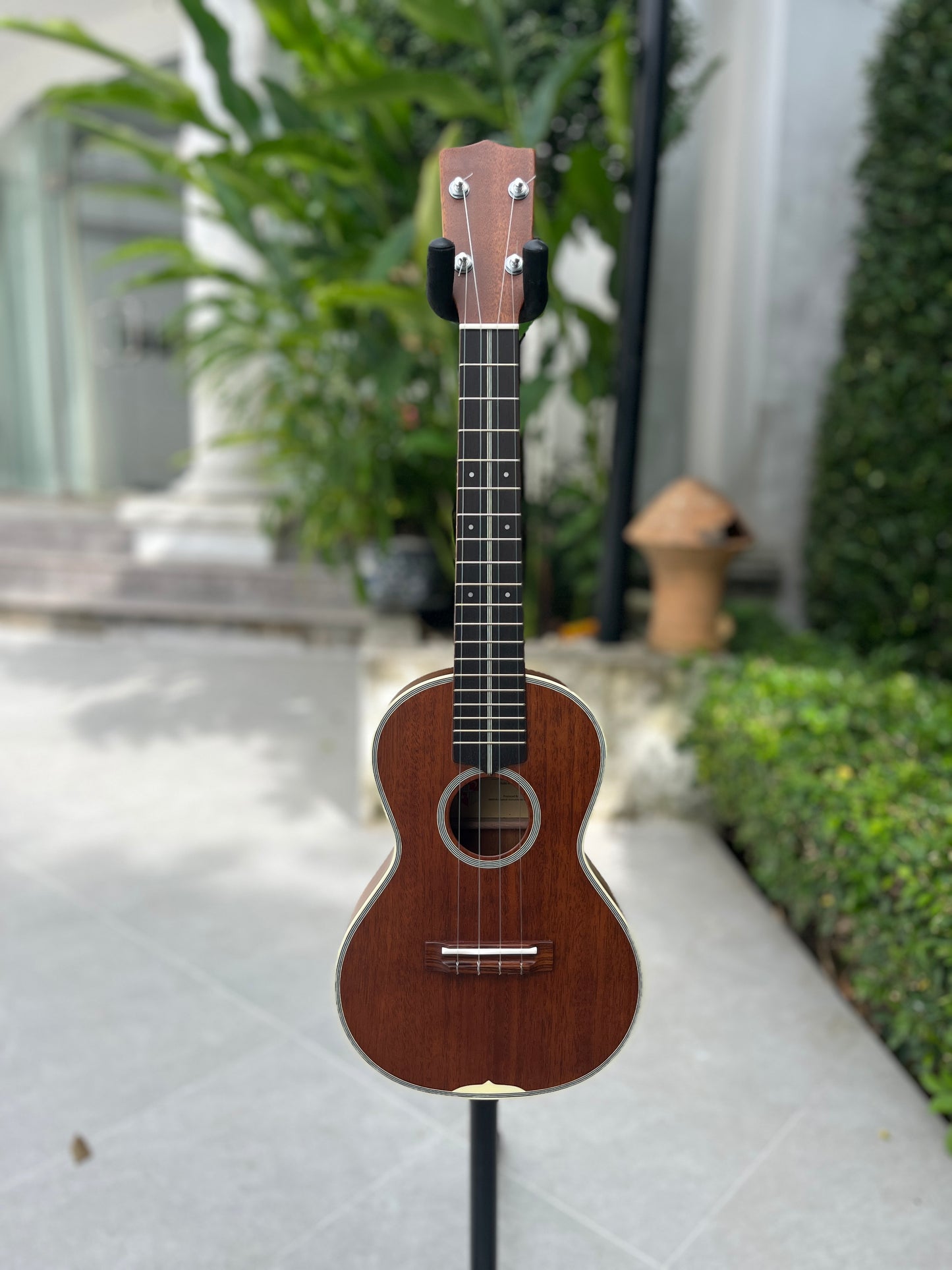 Kiwaya Luna Style 3M Fijian Mahogany Concert