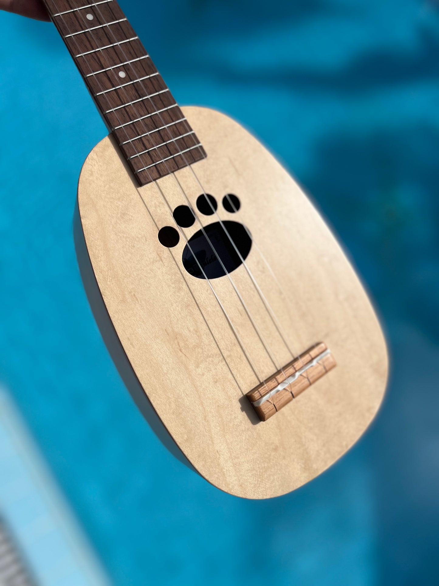 Zephyr Cat's Paw Ukulele
