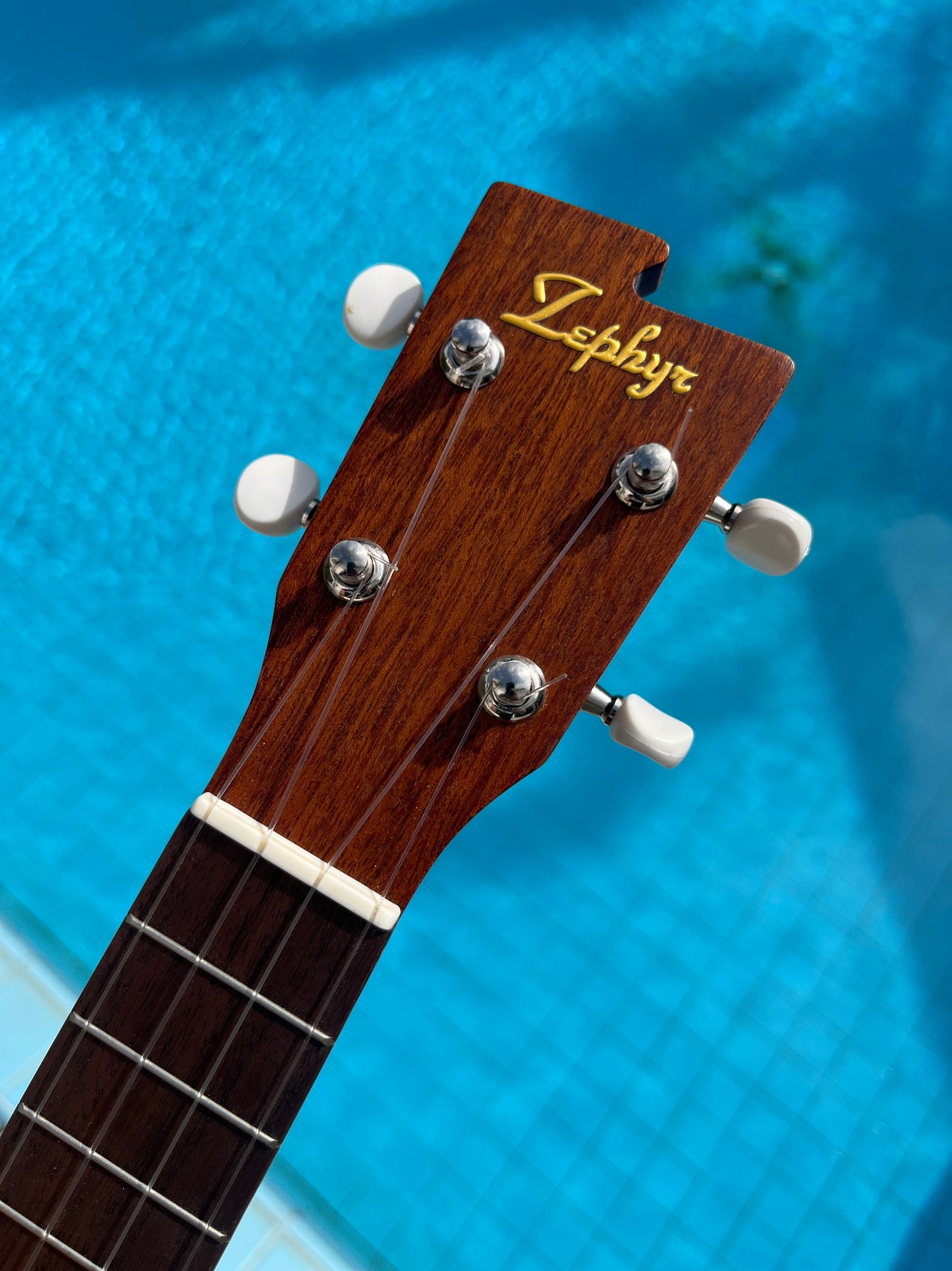 Zephyr Cat's Paw Ukulele