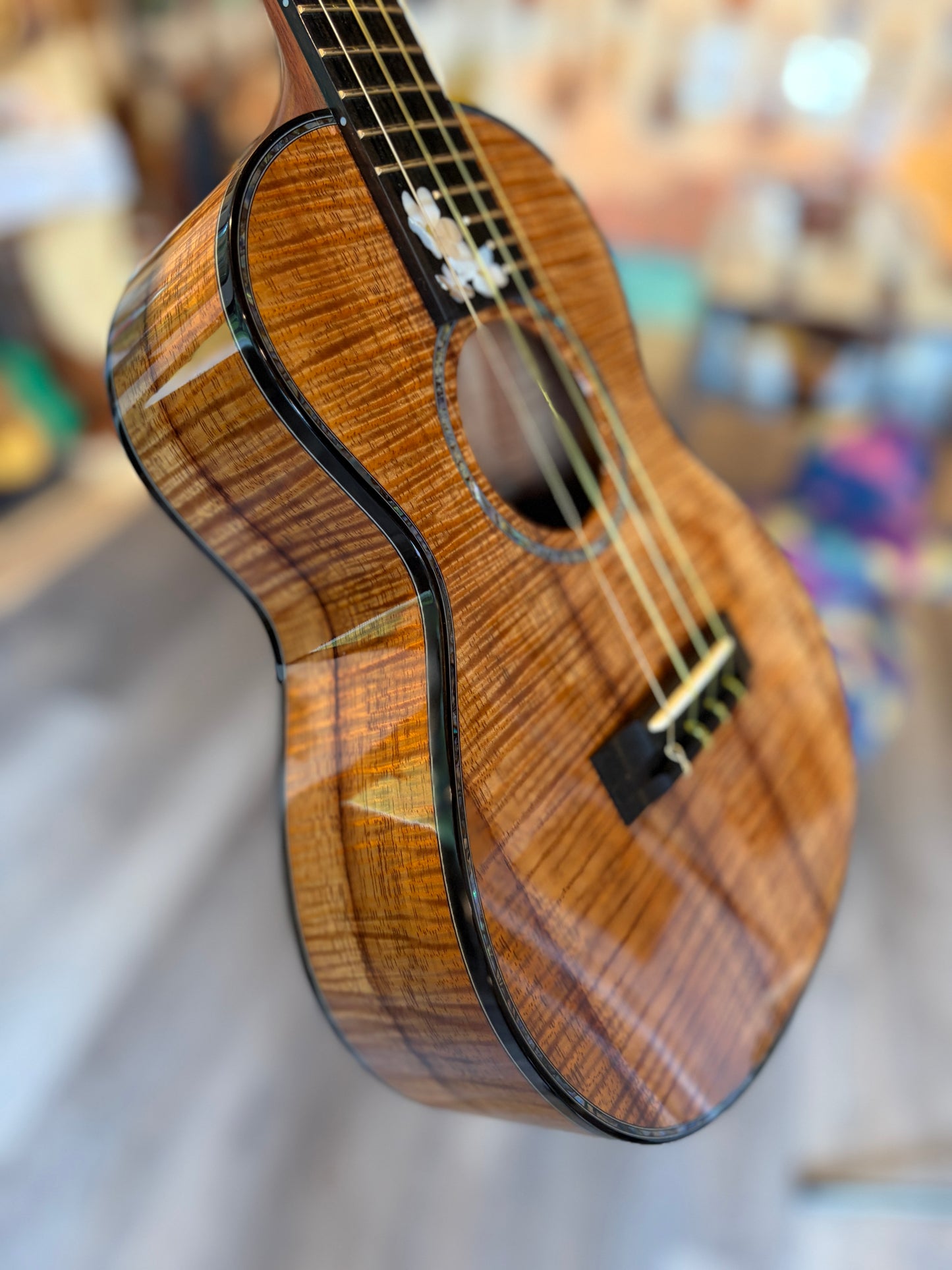 Ko'olau CS-O Sakura Tenor