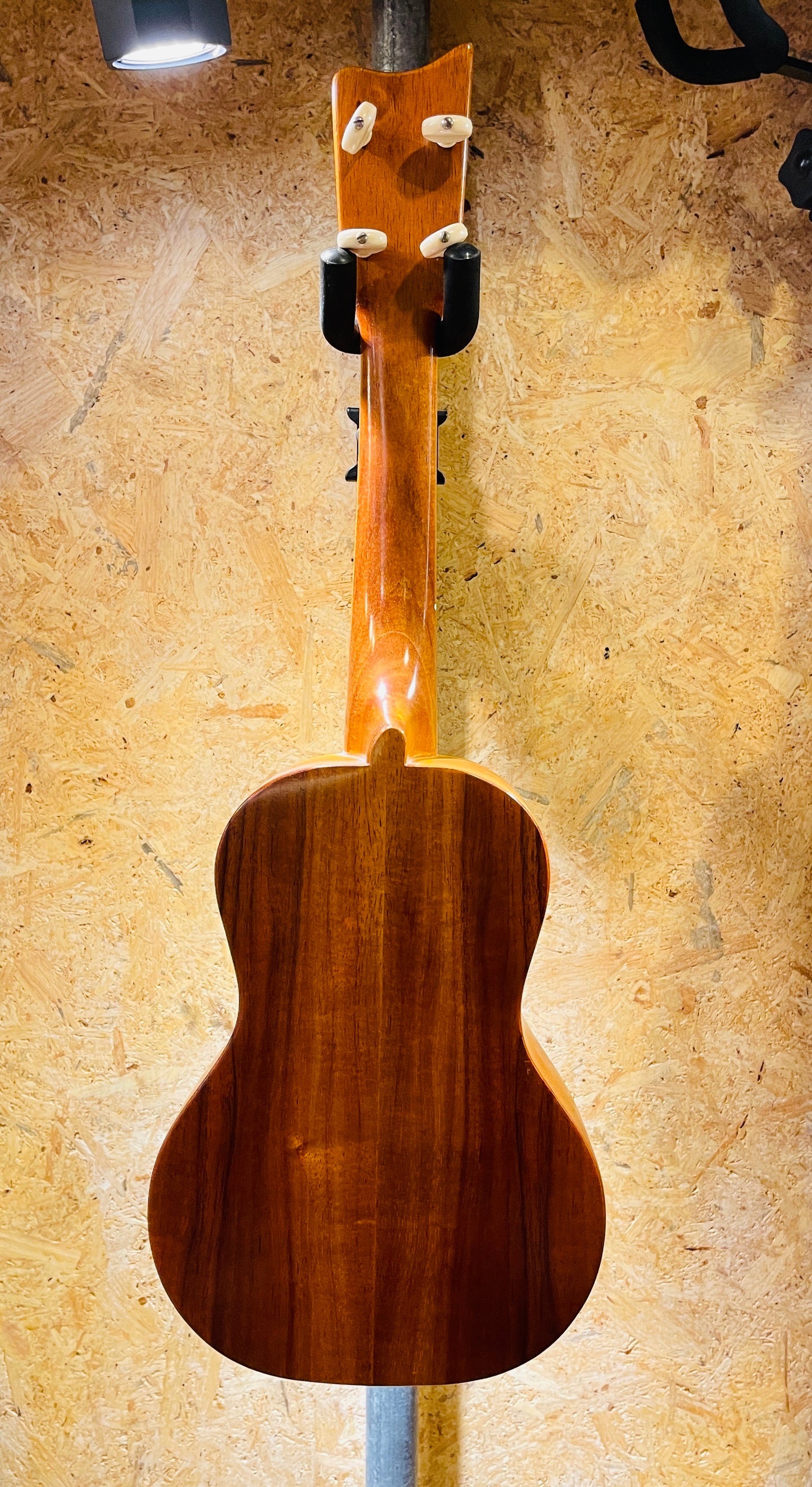 Vintage Kamaka 1972 Tiki Concert