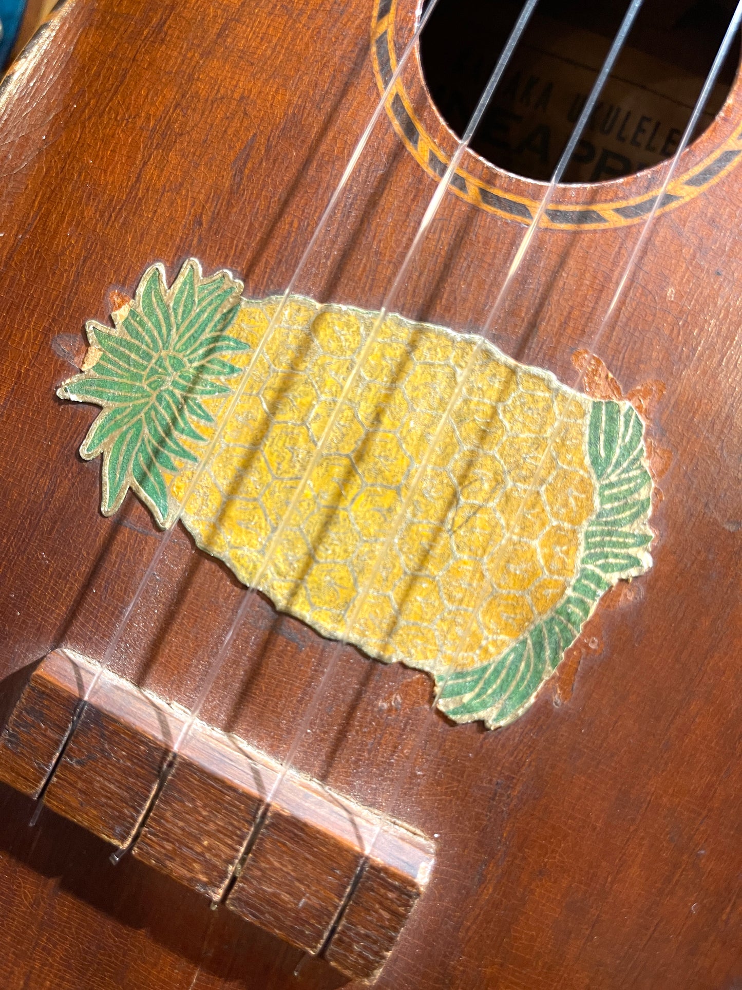 Vintage Pineapple Kamaka 1930's