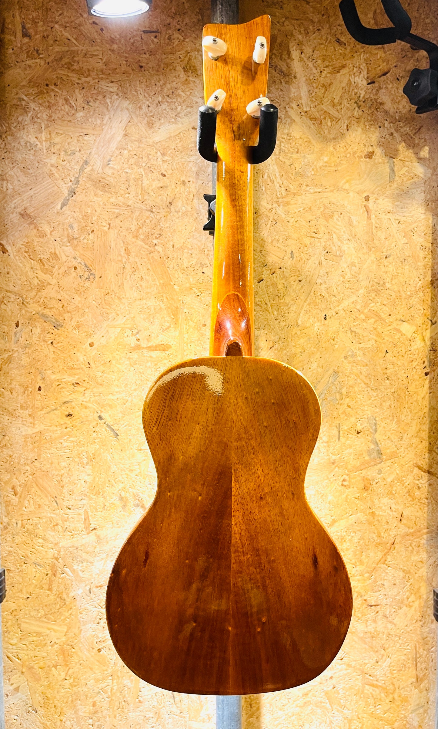 Vintage 1972 Spruce Top Concert Kamaka