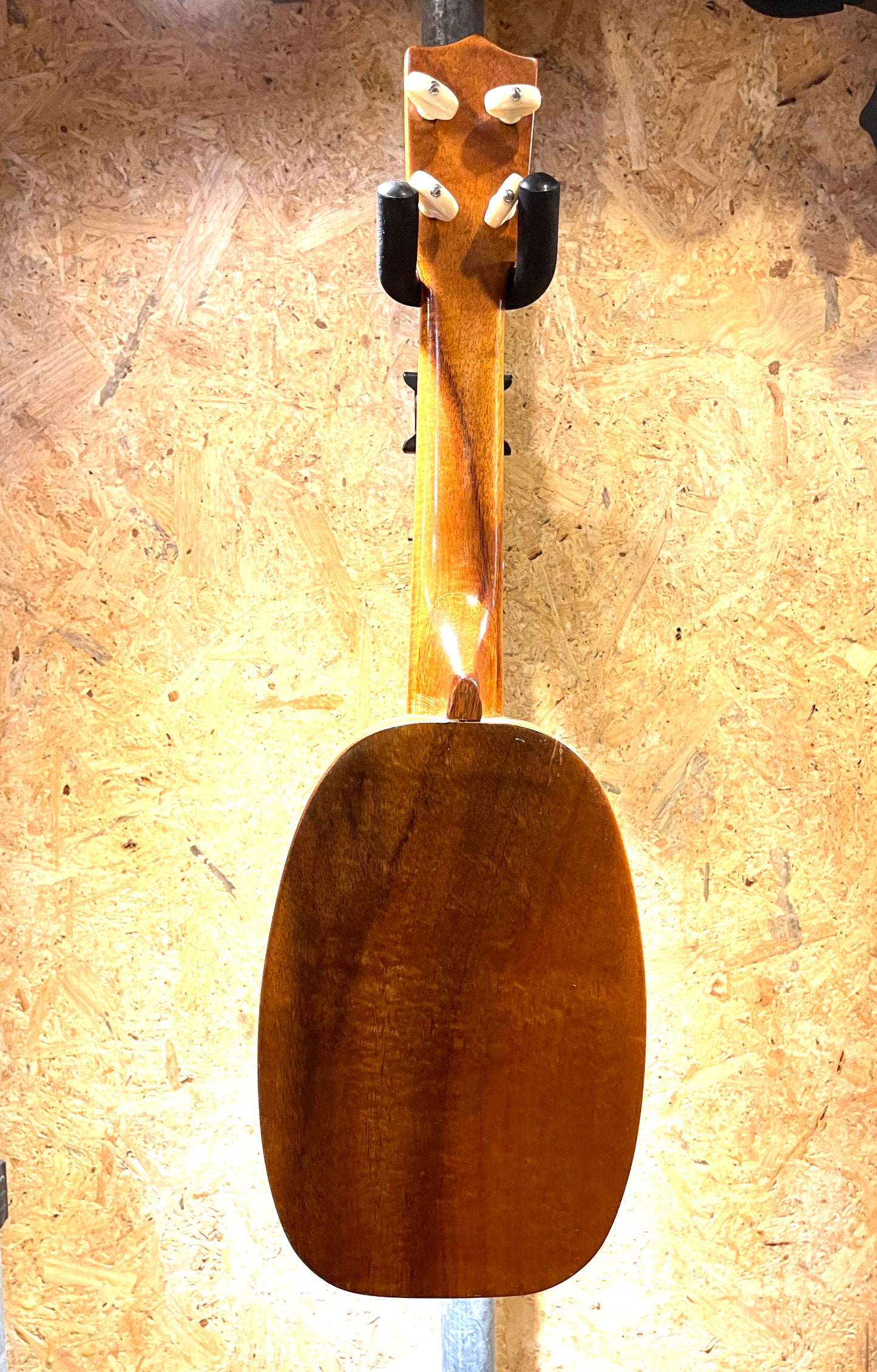 Vintage 1970's Pineapple Kamaka