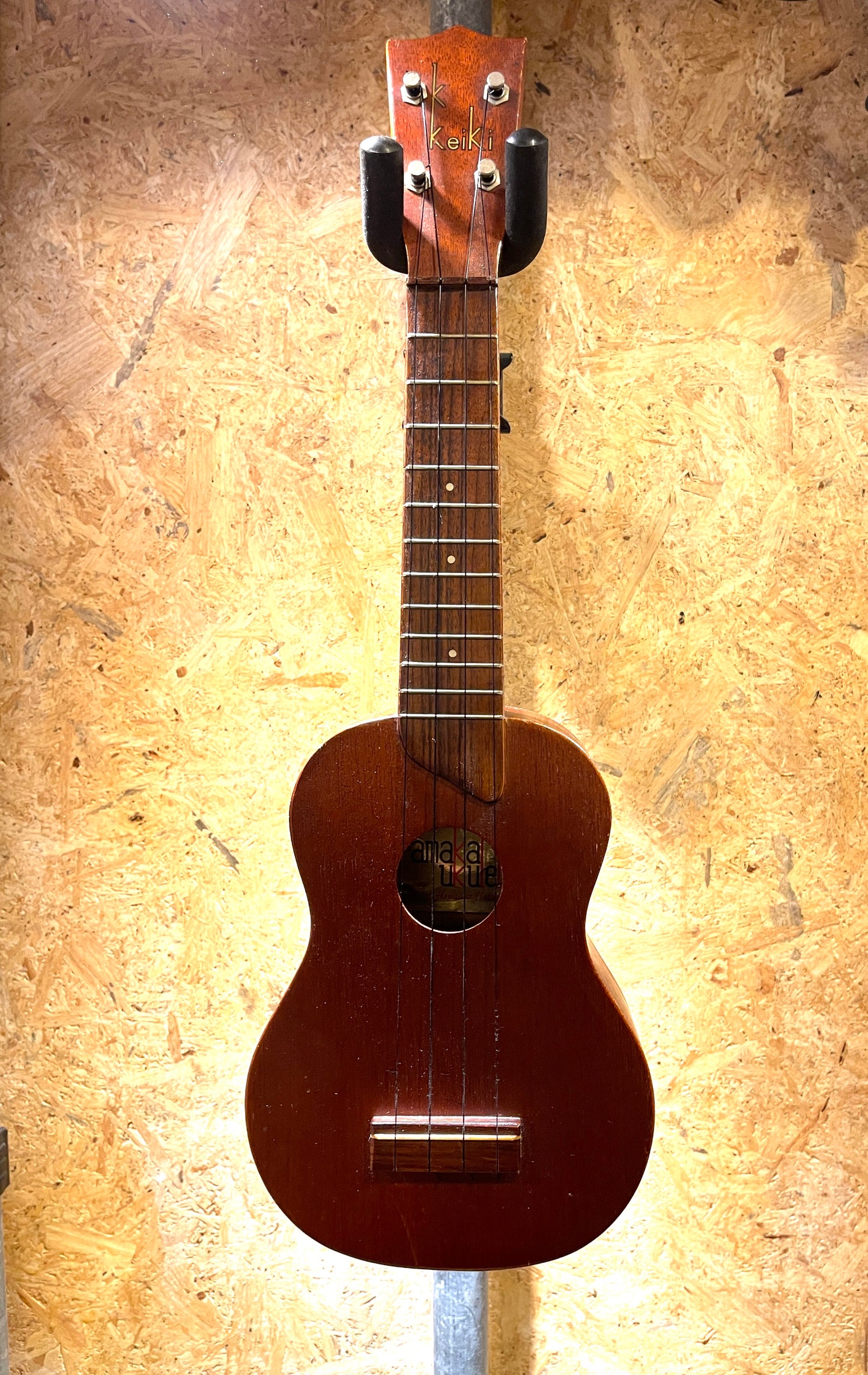 1960's Kamaka Keiki Mahogany Soprano (K-01)