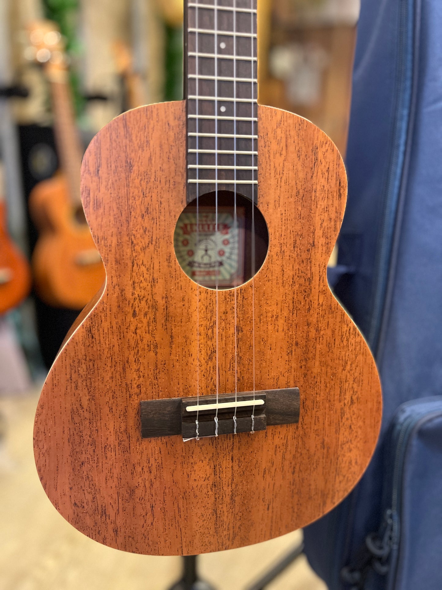 aNueNue U3 Mahogany Tenor