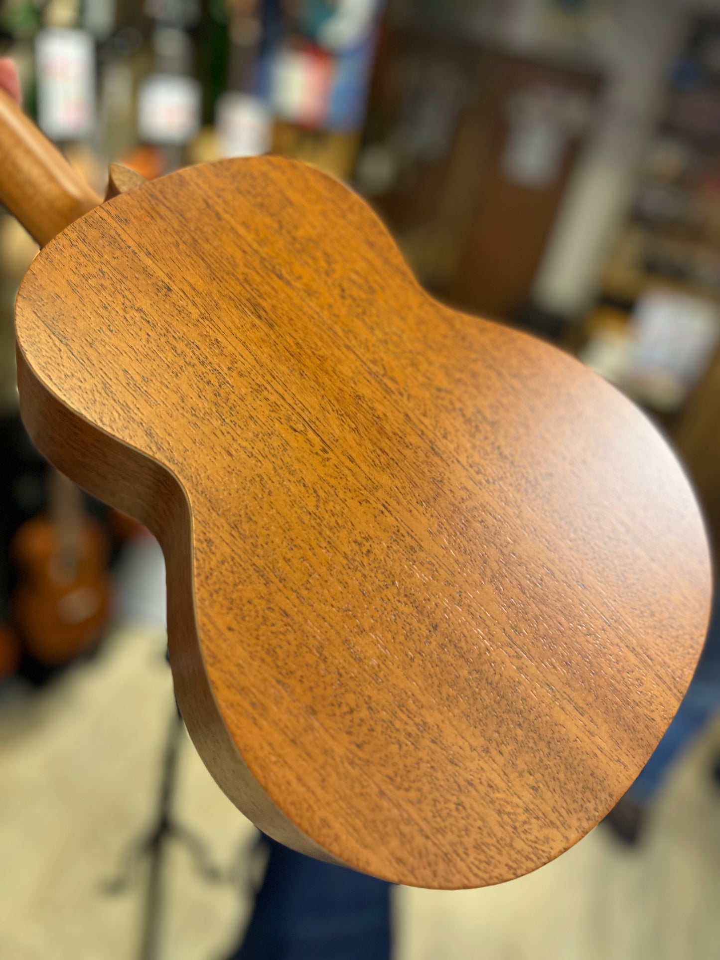 aNueNue U3 Mahogany Tenor