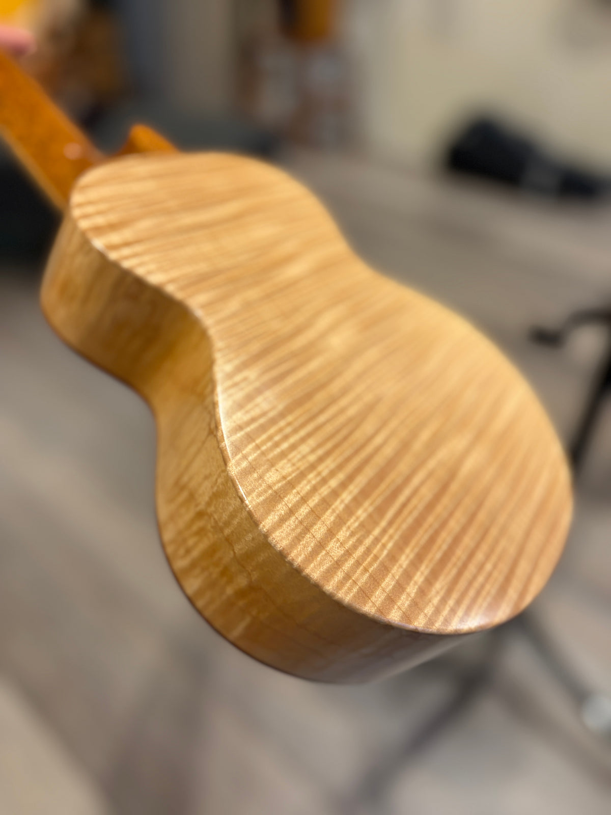 Beth Sitka Spruce Top/ Flame Maple Back & Sides