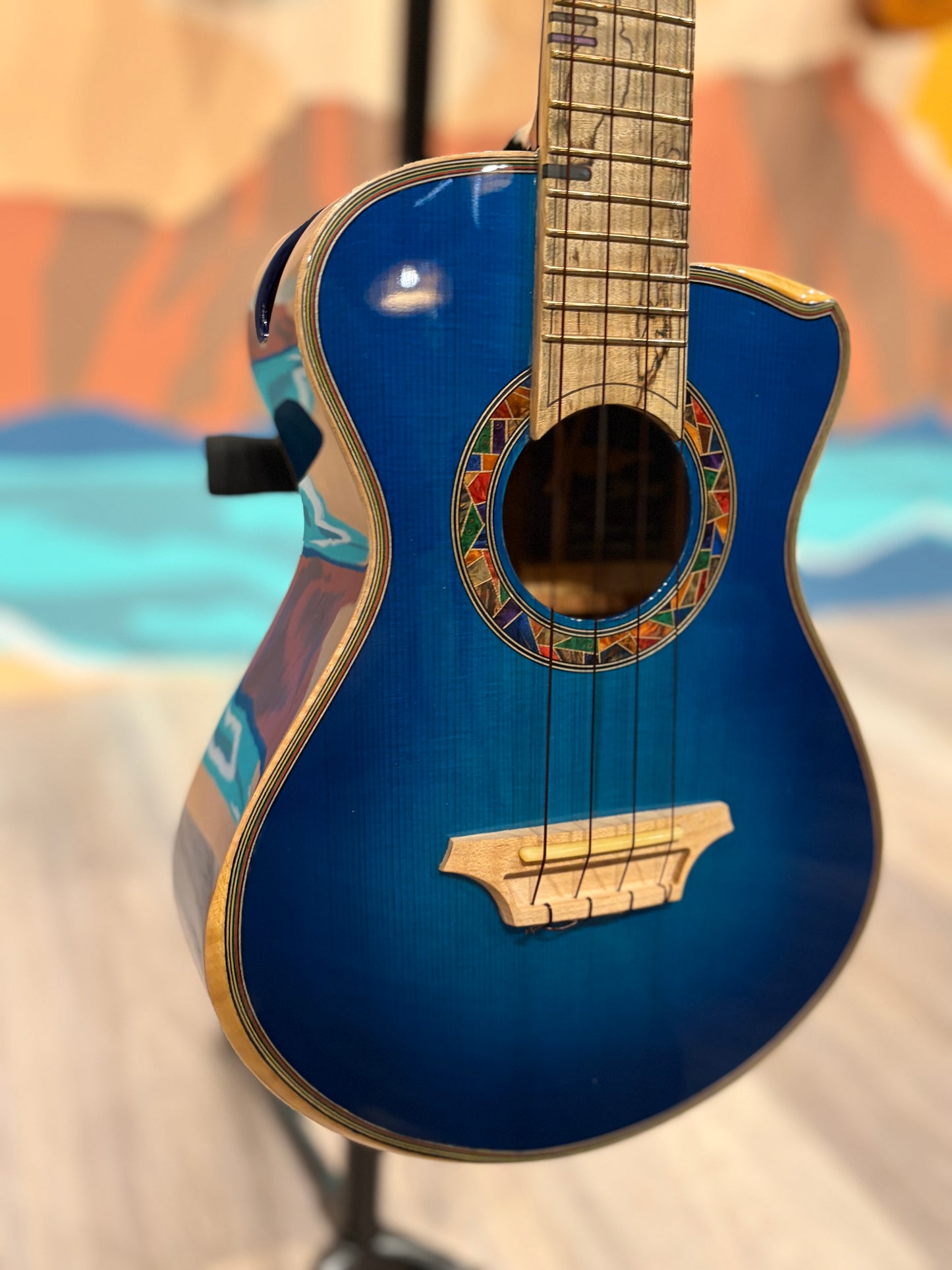 Hozen Custom German Spruce/ Curly Maple Tenor
