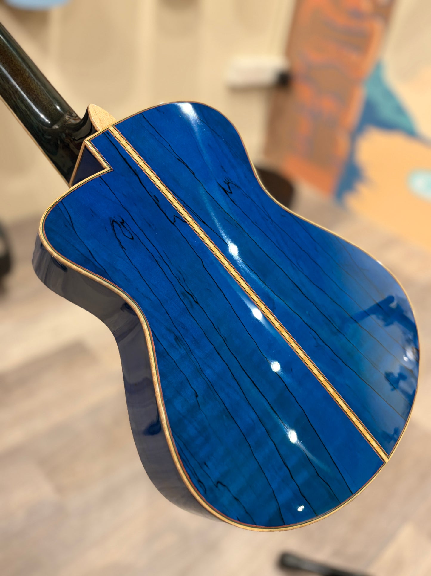 Hozen Custom German Spruce/ Curly Maple Tenor