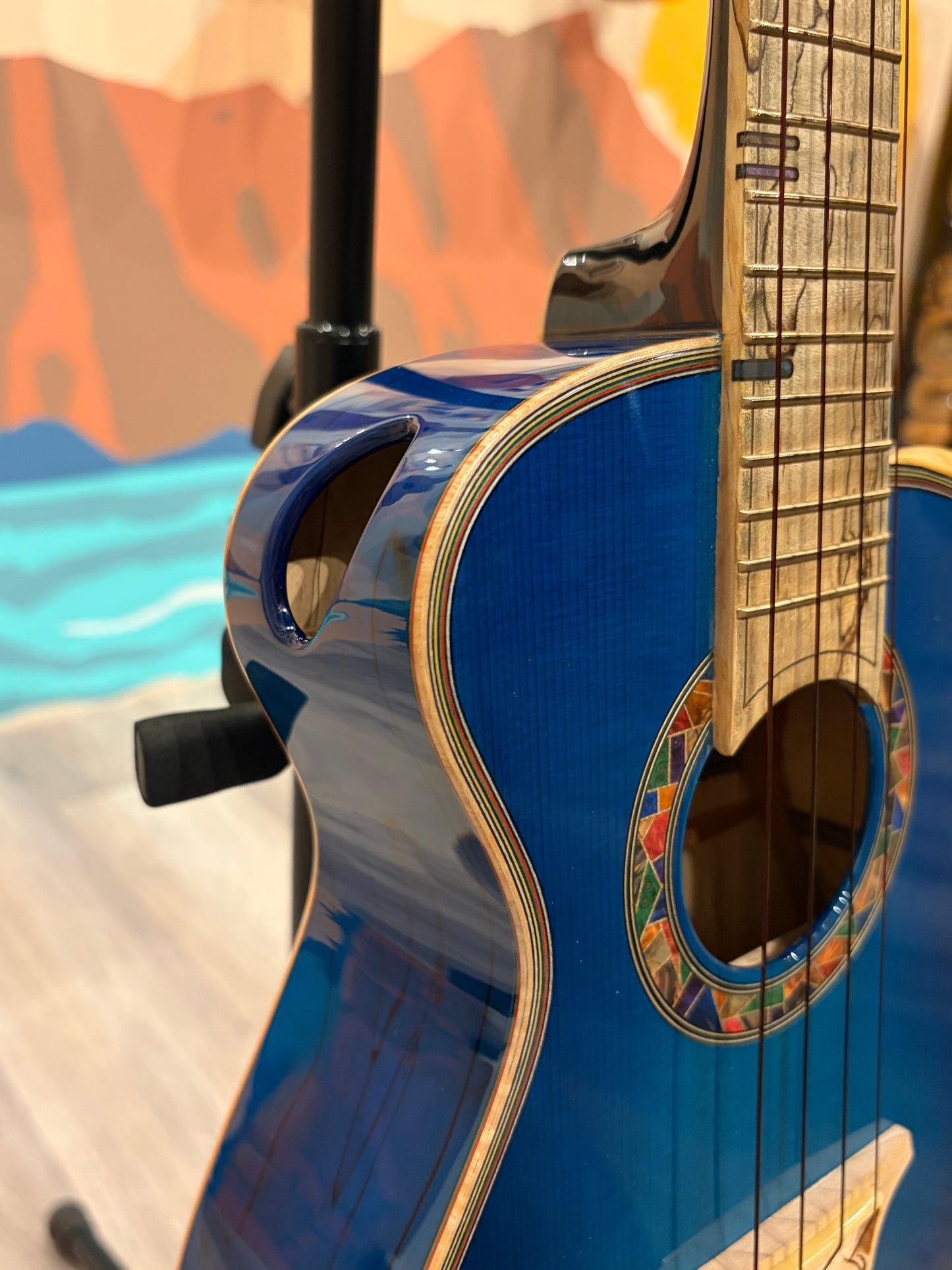 Hozen Custom German Spruce/ Curly Maple Tenor