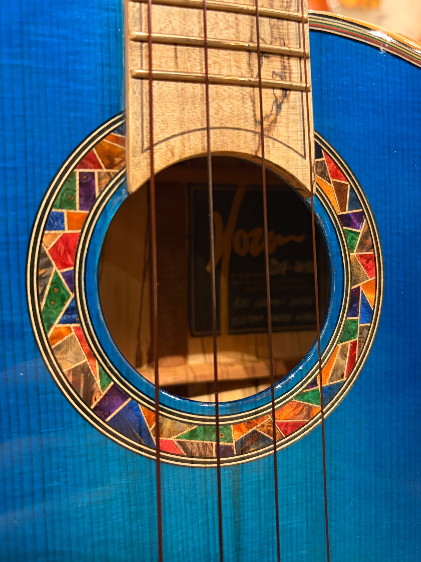 Hozen Custom German Spruce/ Curly Maple Tenor