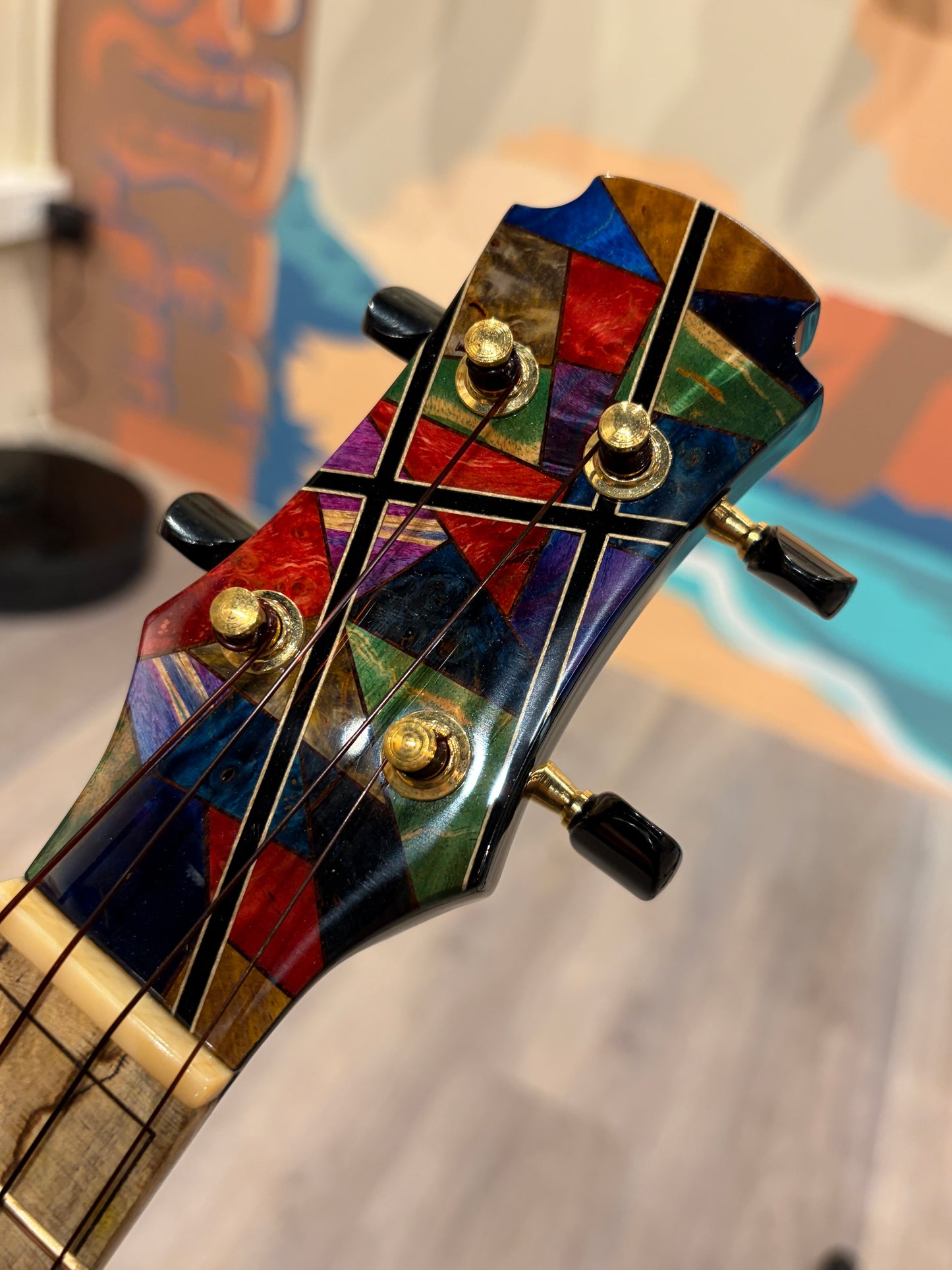 Hozen Custom German Spruce/ Curly Maple Tenor