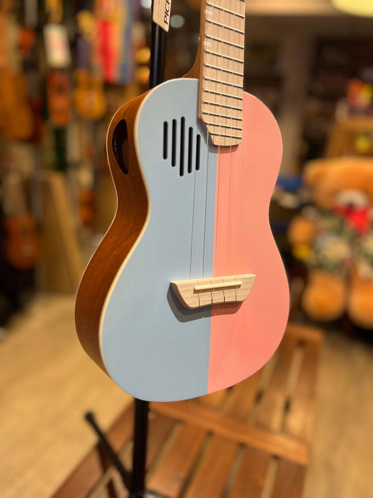 Pickapick Two Tone Concert Special Limited Edition