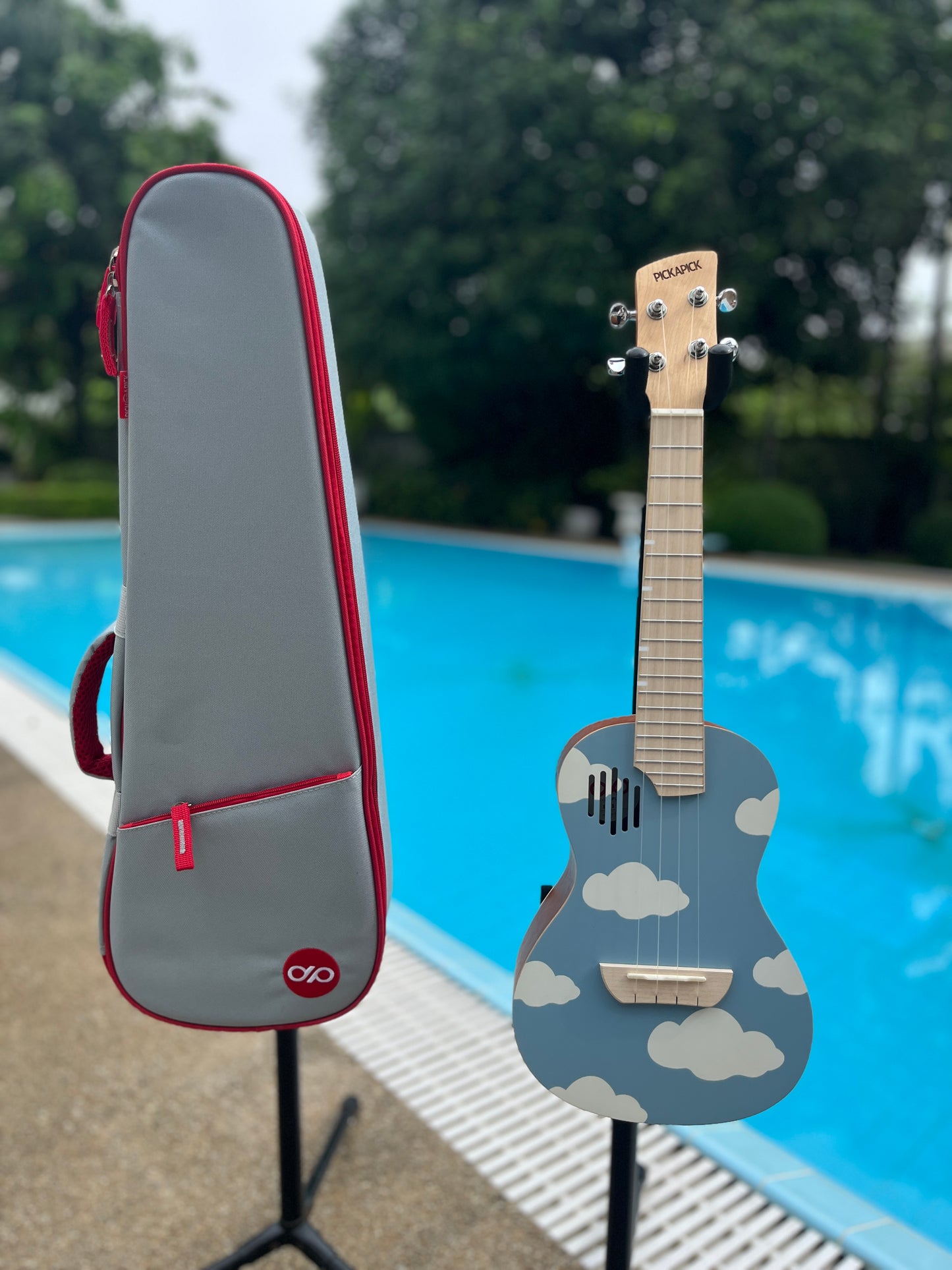 Pickapick Cloud Solid Spruce Top Concet Ukulele