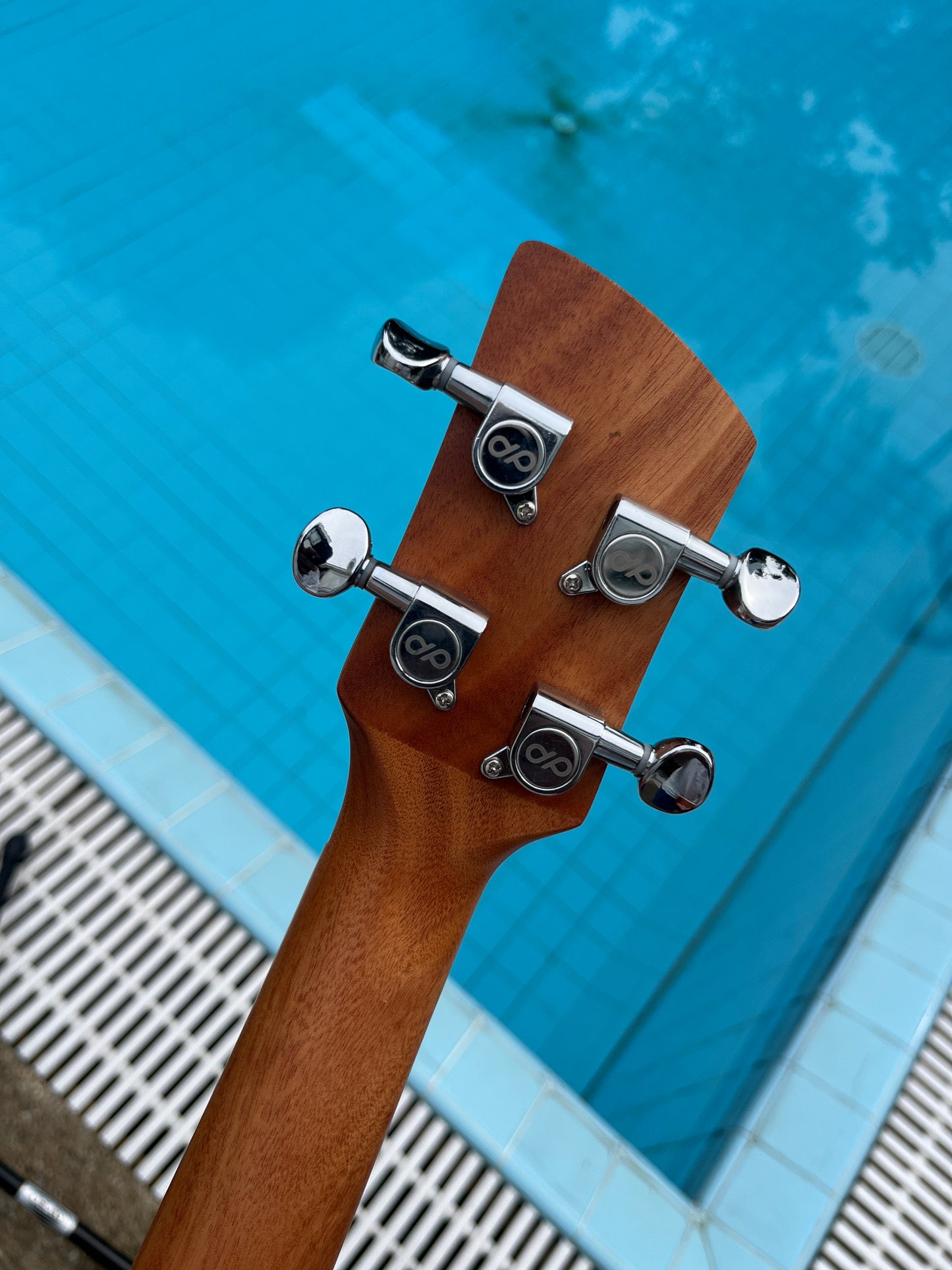 Pickapick Cloud Solid Spruce Top Concet Ukulele