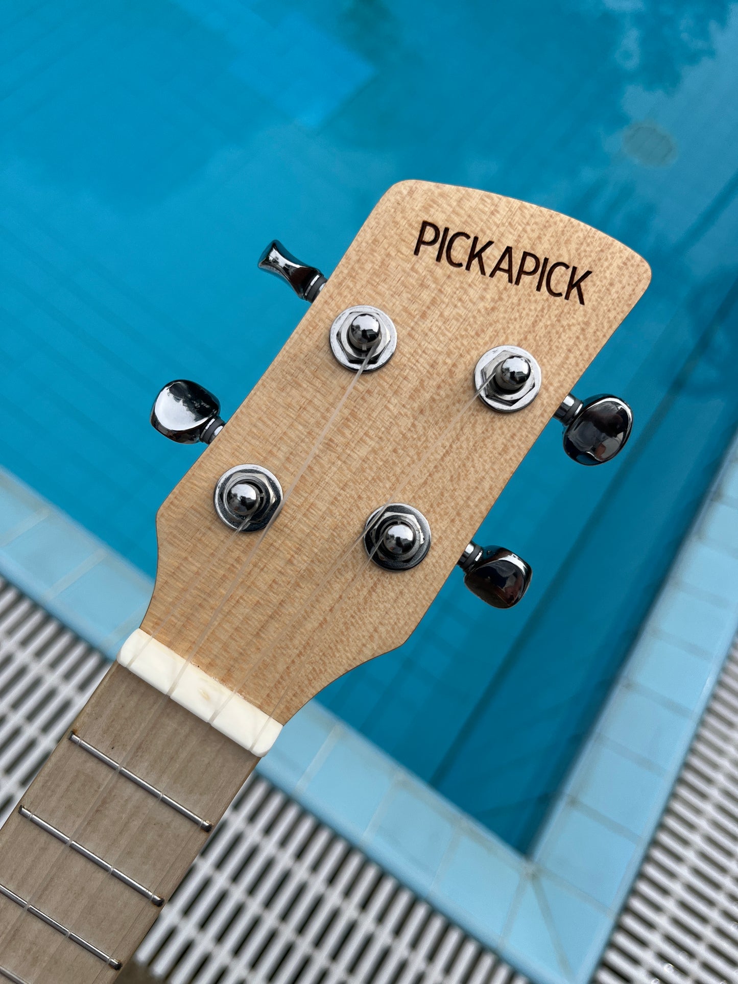 Pickapick Cherry Pink Concert Ukulele