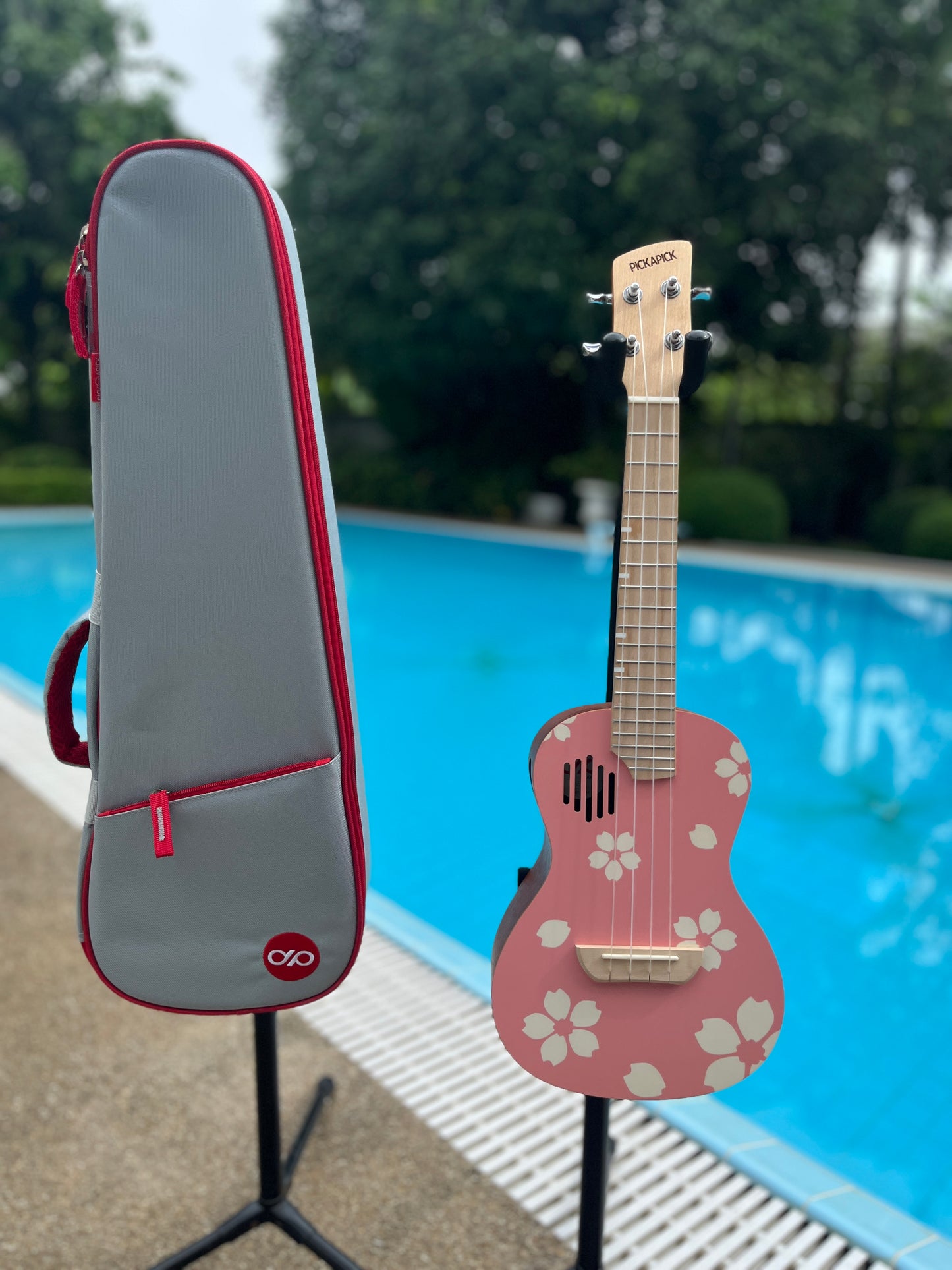 Pickapick Sakura Solid Spruce Top Concert Ukulele