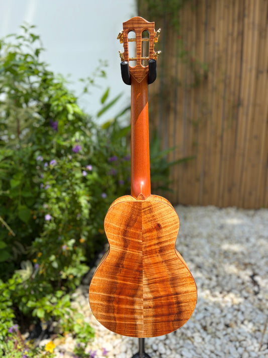 Toda Custom 5A Hawaiian Koa Tenor