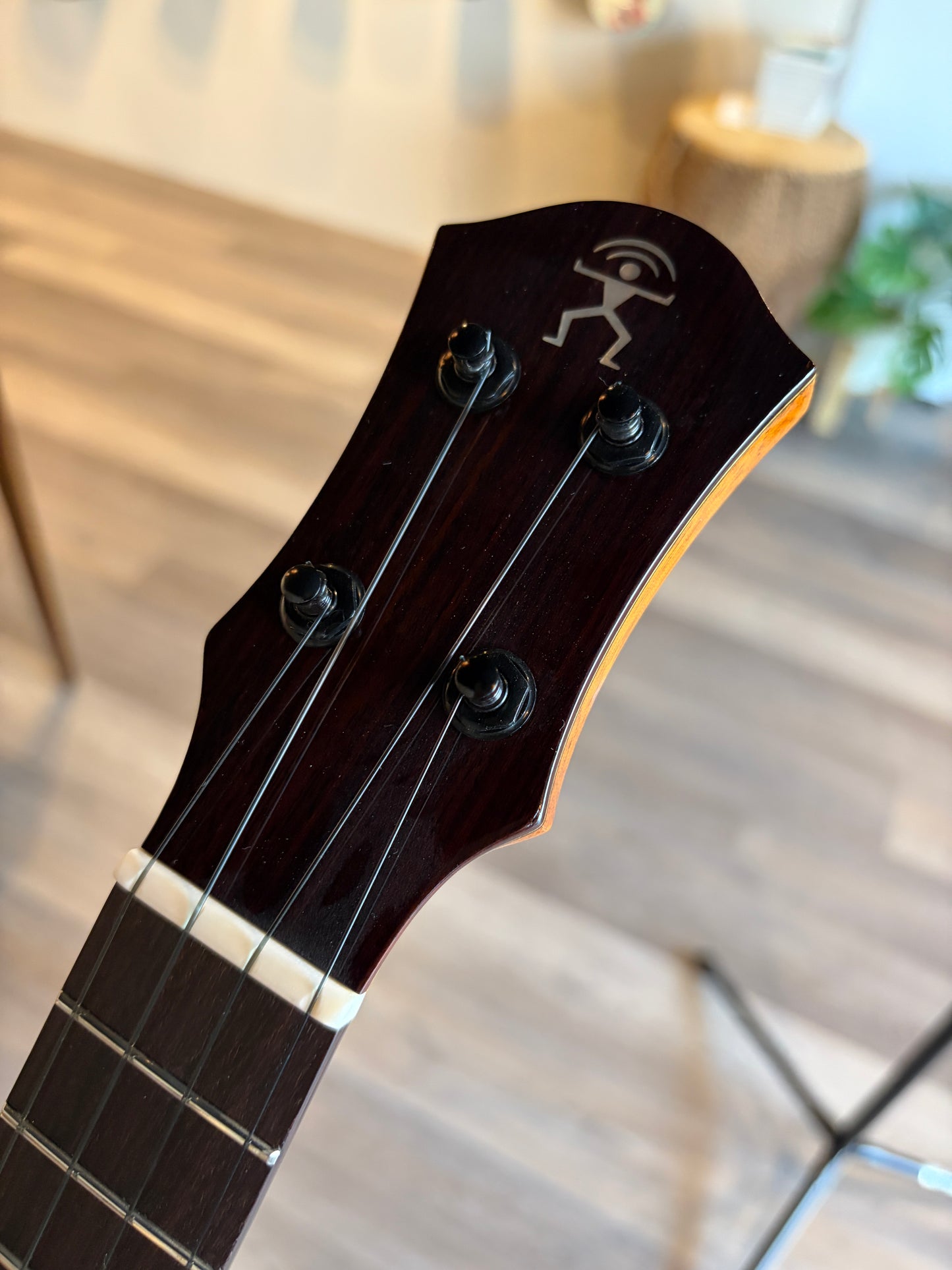 aNueNue All Solid Acacia Soprano