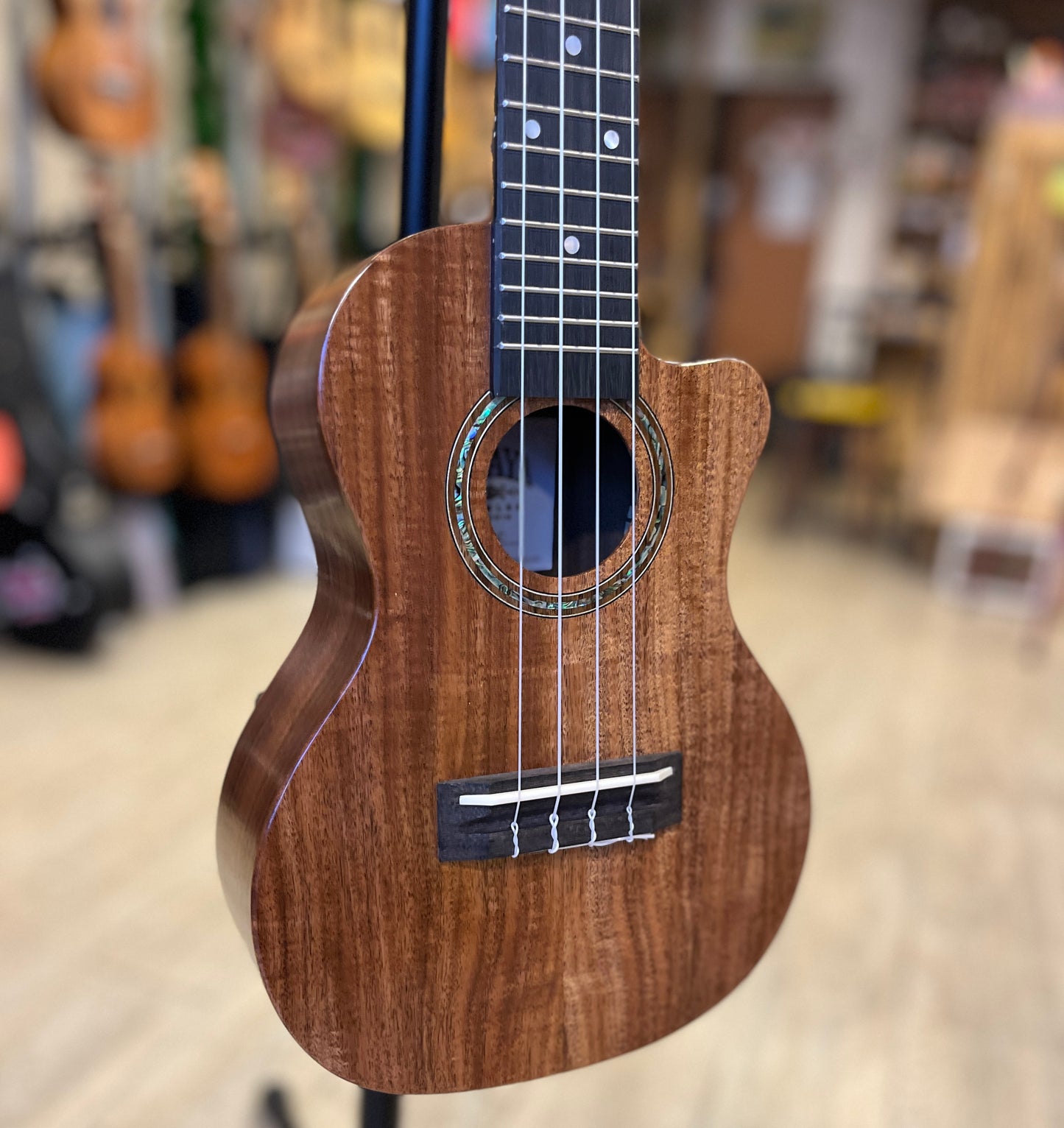 Kiwaya Solid Acacia Koa Top Concert with Fishman PU