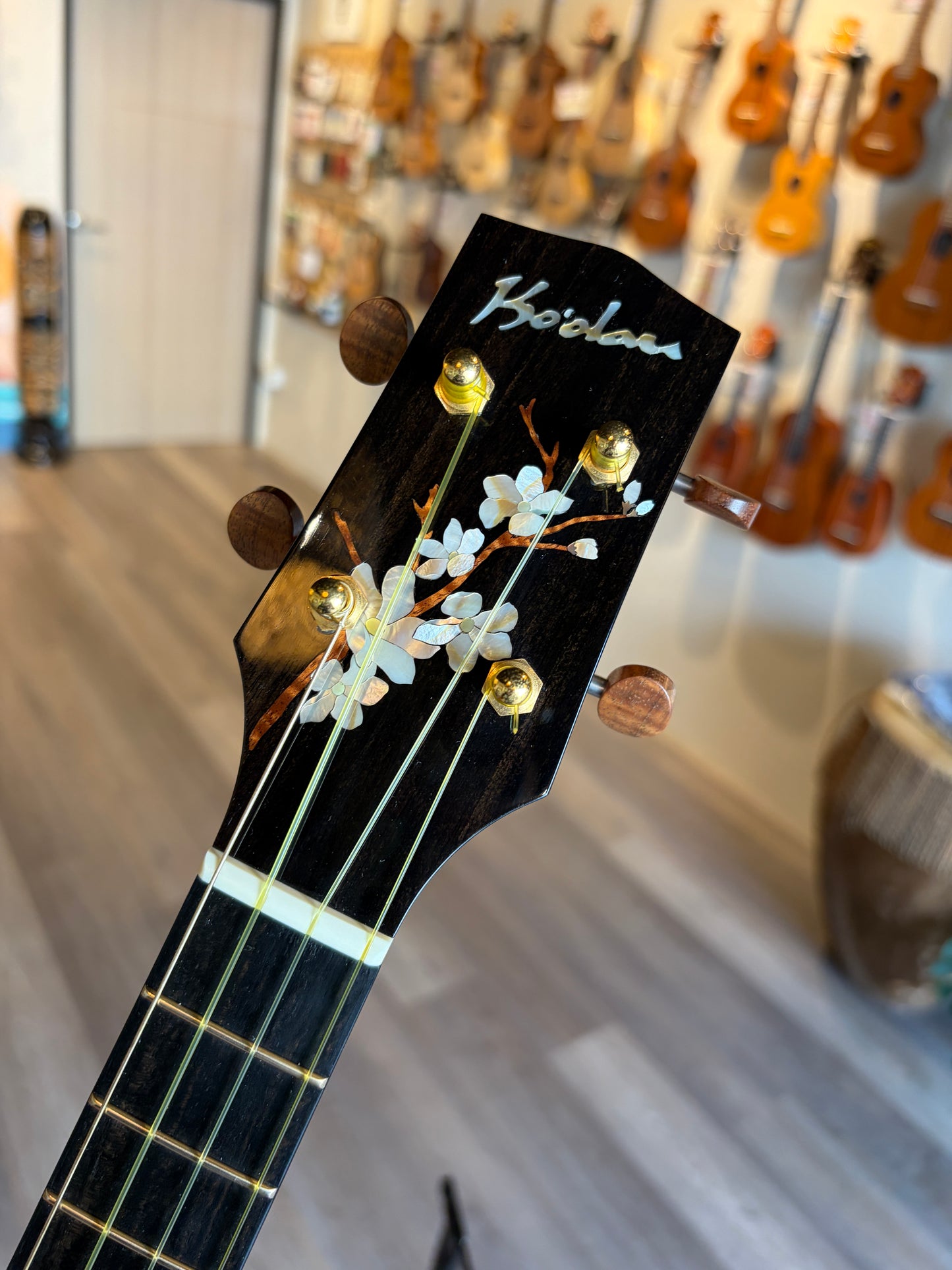 Ko'olau CS-O Sakura Tenor