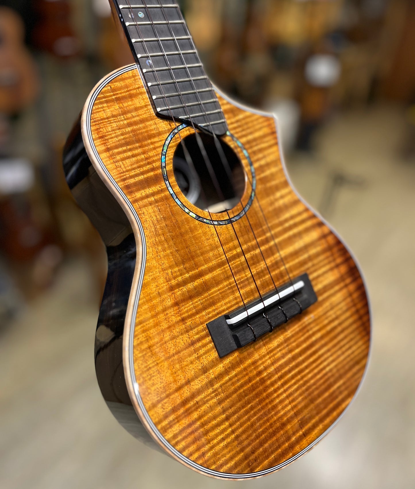 Kiwaya KPC SP Kaki Special Hawaiian Koa / Black Persimmon Concert