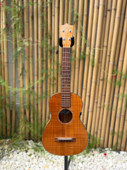Tkitki Custom curly koa short scale tenor