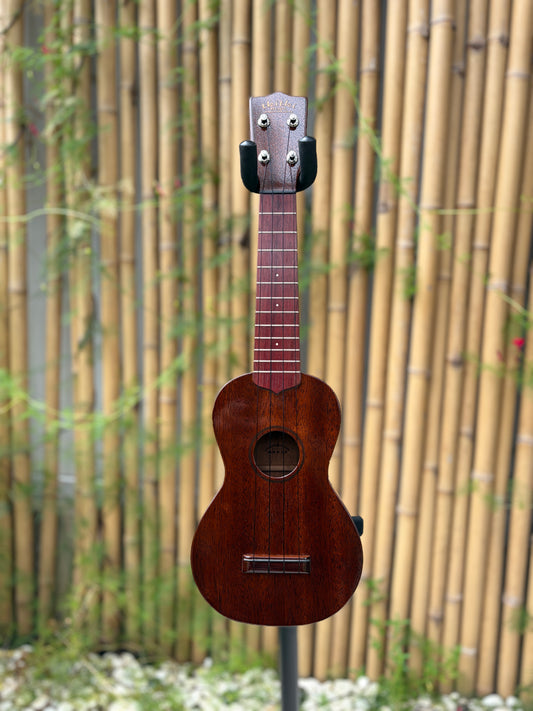 Tkitki mahogany soprano with jacaranda fretboard